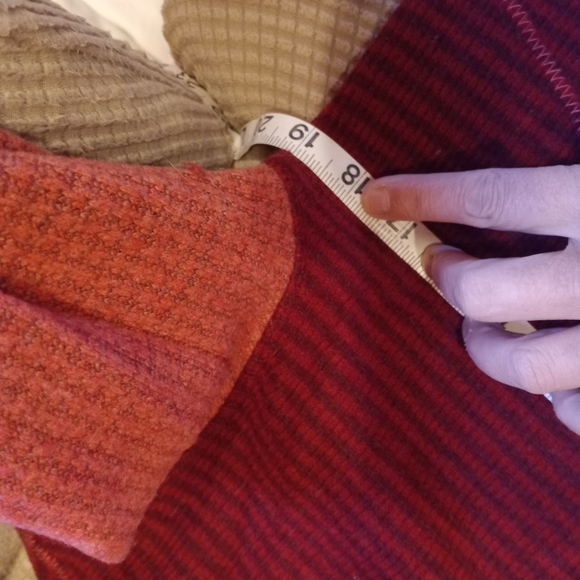 Prana Josette sweater in Redberry - Picture 7 of 9